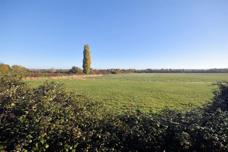 Images for Weston Turville/Stoke Mandeville Borders EAID:christopherpalletapi BID:82450-1