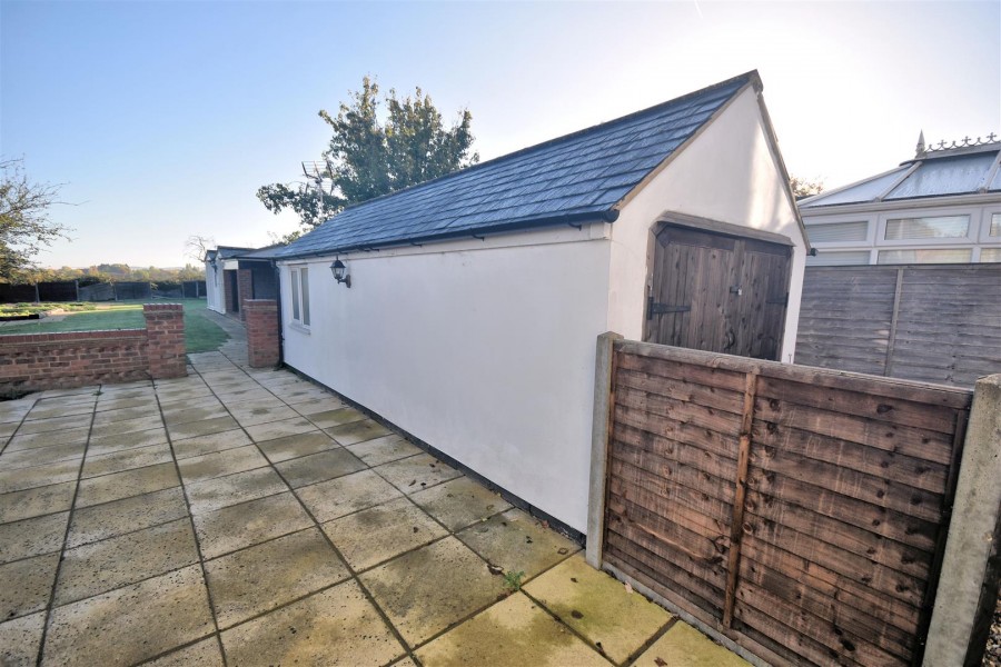 Images for Weston Turville/Stoke Mandeville Borders EAID:christopherpalletapi BID:82450-1