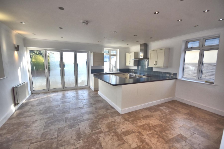 Images for Weston Turville/Stoke Mandeville Borders EAID:christopherpalletapi BID:82450-1