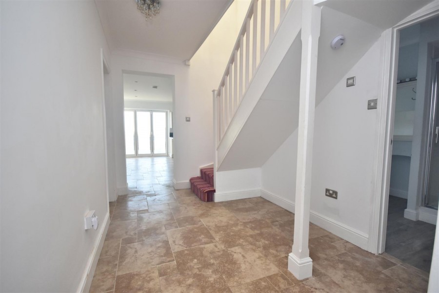 Images for Weston Turville/Stoke Mandeville Borders EAID:christopherpalletapi BID:82450-1