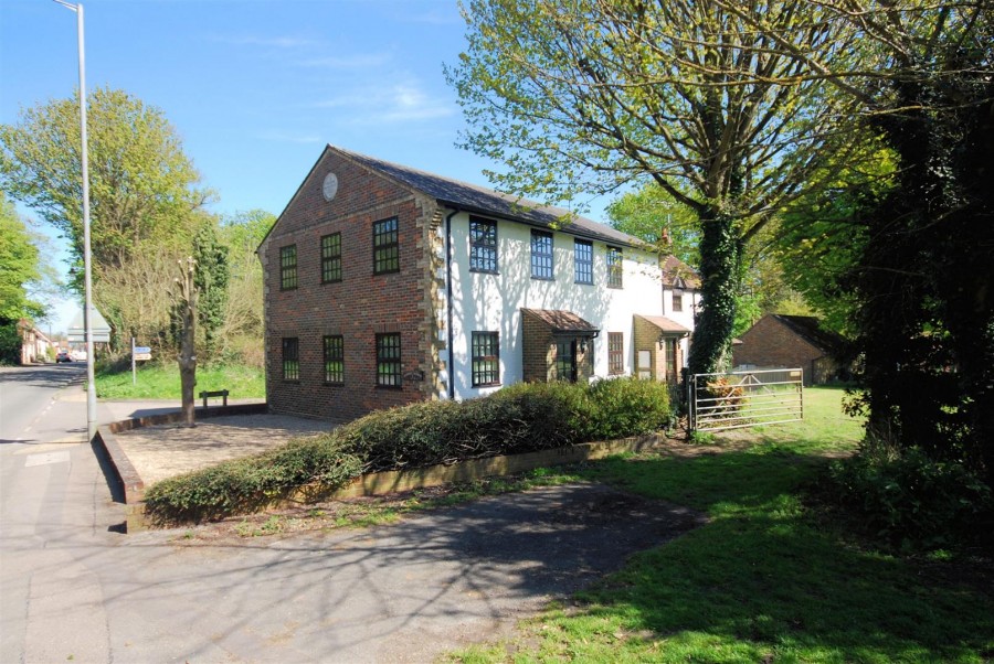 Images for Central Wendover EAID:christopherpalletapi BID:82450-1